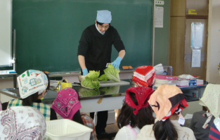 8月19日(日)開催『夏休み企画！小学生・親子で手作りキムチ教室』参加者募集のお知らせ